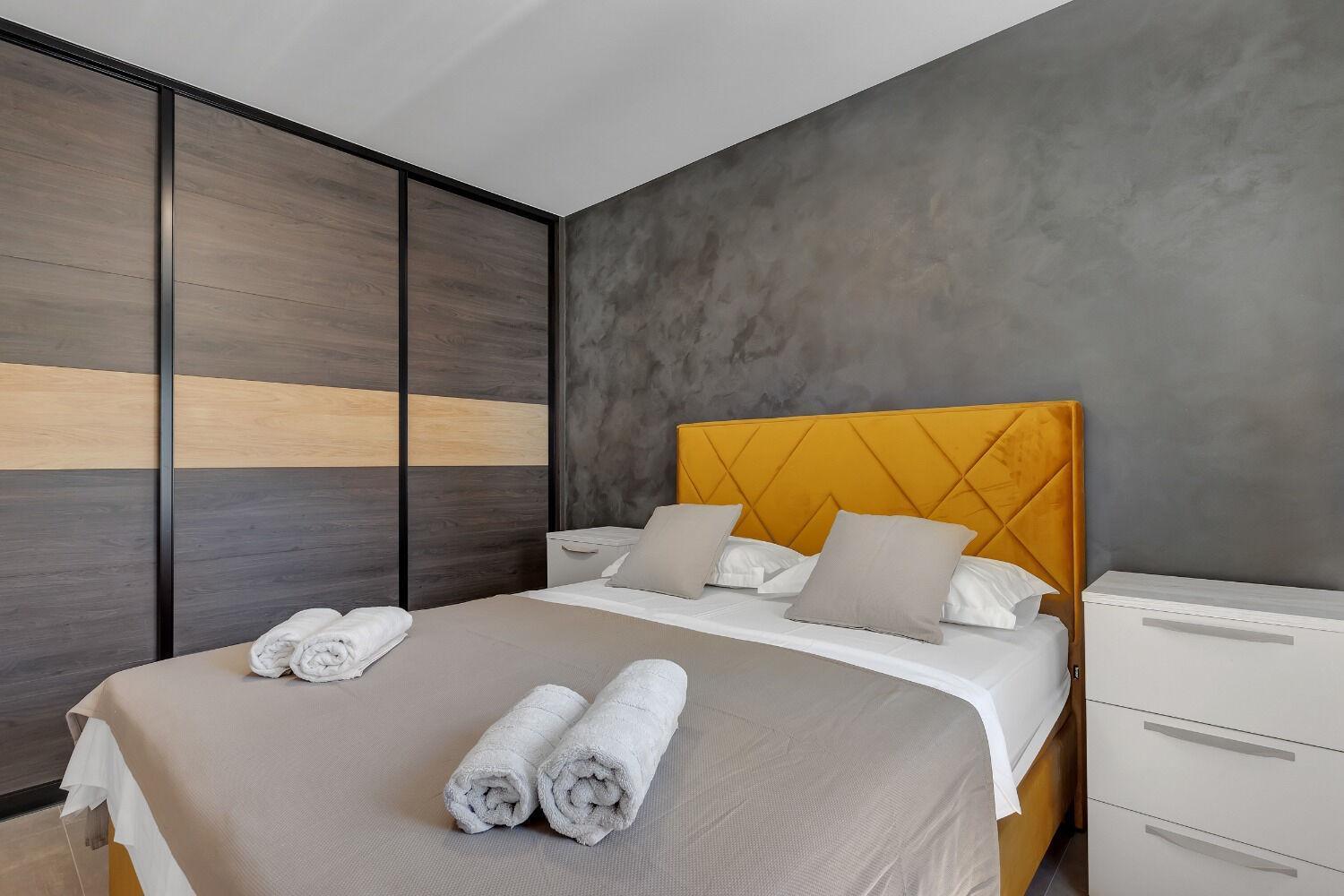 Ivana - Luxurious Apartment